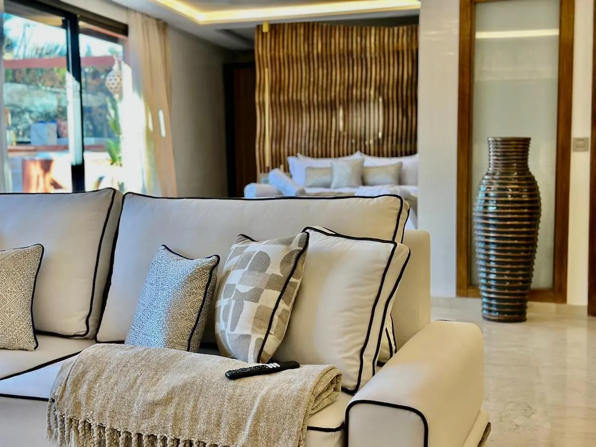 Apartment Yves Saint Laurent Jacuzzi Elegance Marrakesh