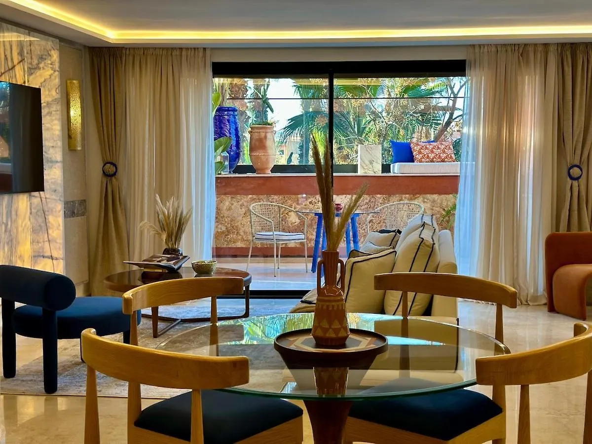Yves Saint Laurent Jacuzzi Elegance Marrakesh 0*,