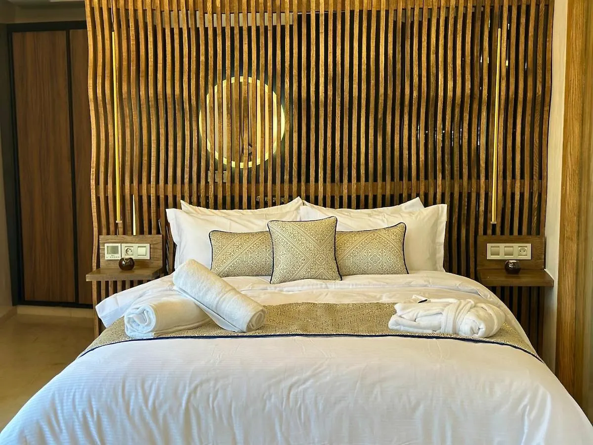 Apartment Yves Saint Laurent Jacuzzi Elegance Marrakesh Morocco